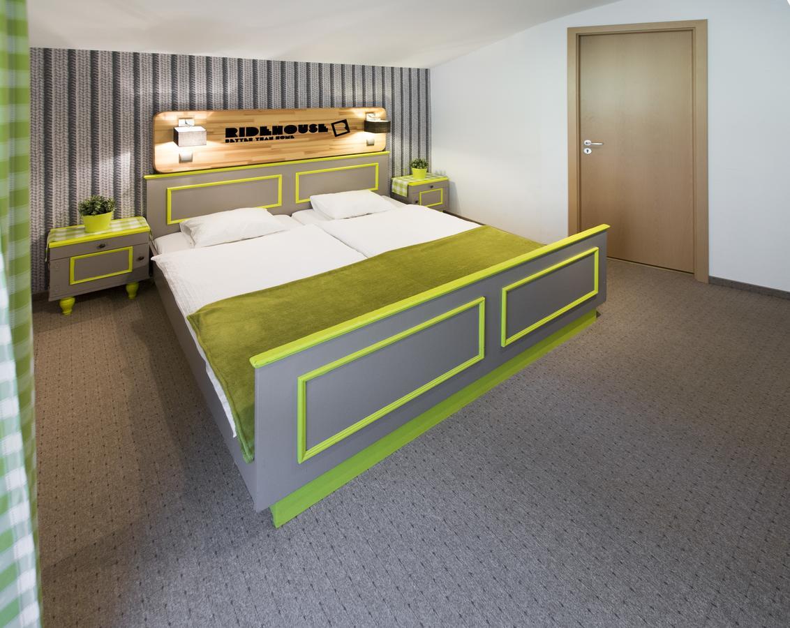 Ridehouse Bed & Breakfast Schladming Ngoại thất bức ảnh